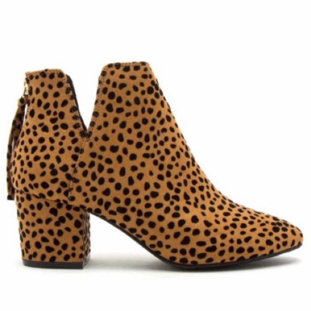 NWB Qupid Leopard Print Booties Size 7 🌸